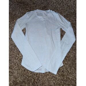 American Eagle Outfitters White and Blue Striped Long Sleeve Tee